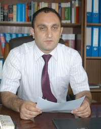 GÖZALTINDAKİ 2 BAYANA SÖZLÜ TACİZ