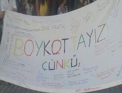 Mersin Üniversitesi'nde Kobani boykotu