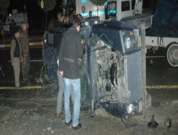 Hakkari’de zırhlı araç öğrencilere çarptı 4 yaralı