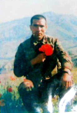 ŞEHİT AİLESİ TANDIRDA YAŞIYOR