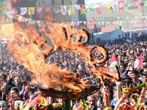 Gever'de Newroz coşkusu