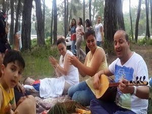 Antalya Hakkârililer piknik şöleni ( Geşta Colemergiya)