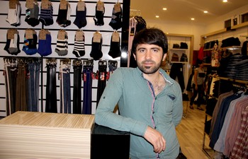 Hakkari'de "CAZADOR" giyim mağazası hizmete açıldı