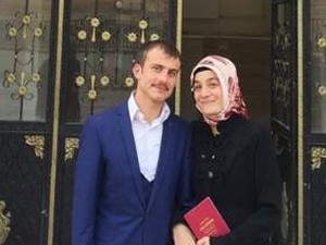 Trabzonlu çiftin nikahını Başkan Keskin kıydı