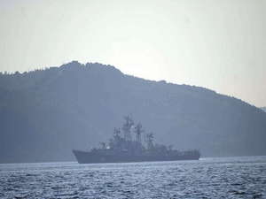Rus savaş gemisi Türk teknesine ateş açtı
