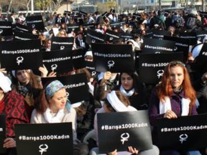 Binlerce kadın Barışa imza attı