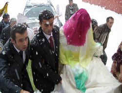 Düğünler Kar Engeli Tanımıyor