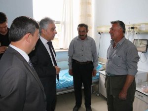 Vali Toprak Devlet Hastanesini ziyaret etti