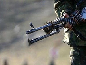 Diyarbakır'da PKK'liler ile kurucular arasında çatışma çıktı