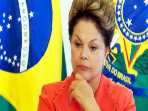 Brezilya Devlet Başkanı Rousseff Usulsüzlük Yaptığı İçin Açığa Alındı