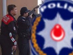 Çukurca'da 6 kişi gözaltına alındı