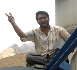 HAKKARİ'DE İNTİHAR GİRİŞİMİ