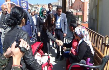 HDP Milletvekilleri esnafları ziyaret etti!!