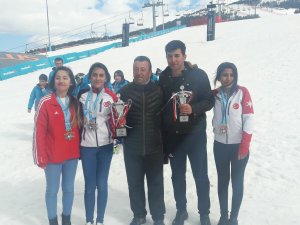 Kayak Türkiye şampiyonda Hakkari derece aldı