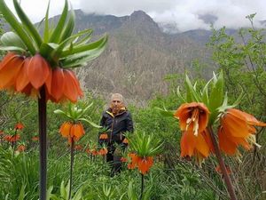 Hakkarili Dağcılar çiçek vadisini ziyaret etti