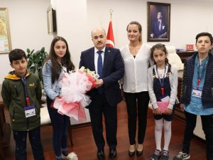 Yüksekova'lı öğrenciler Düzce'yi gezdi