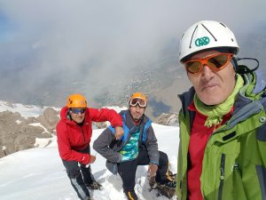 Sümbül dağına 1 Mayıs işçi bayramı için tırmandılar