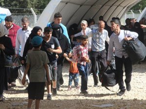 Ülkelerine giden Suriyelilerin sayısı 72 bine ulaştı