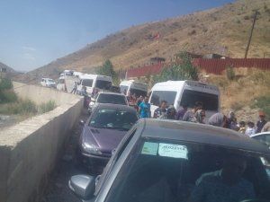 İranlılar sınır kapısında yoğunluk