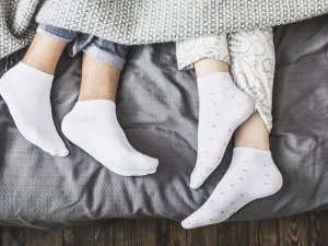 Çorapla uyumak faydalı mı?