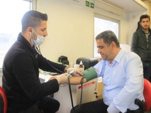 Hakkari'de "Kan Bağışı Hayat Kurtarır" kampanyası