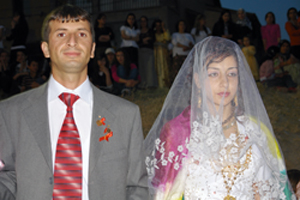 İHA MUHABİRİNE GÖRKEMLİ DÜĞÜN