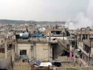 Esad rejimi Han Şeyhun'u bombaladı: 9 ölü
