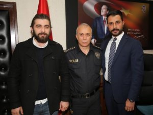 Hayat kurtaran polis ödüllendirildi