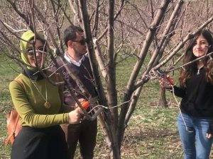 Yüksekova’da çiftçilere eğitim