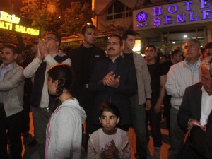 Hakkari’de birlik beraberlik halayları çekildi