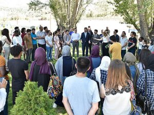35 ülkeden öğrenci Millet Bahçesi'nde buluştu