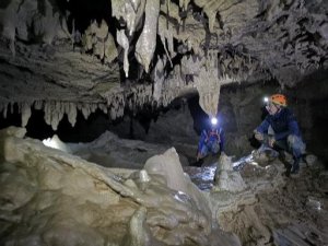 Cisad Dağcıları Derecik’de mağara keşfi yaptı