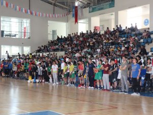 2 bin 541 kişinin katıldığı yaz spor okulları sona erdi