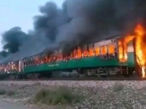 Yolcu treninde yangın! 62 ölü
