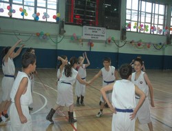 Herkes için spor minikler basketbol şenliği