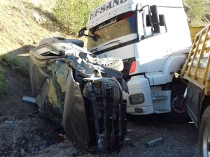 Hakkari’de trafik kazası 2 yaralı