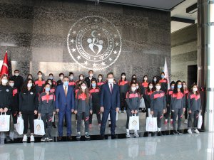 Kasapoğlu, Belediyesporlu futbolcuları kabul etti