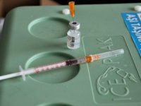 Covid-19'u geçirenlere tek doz aşısı uygulanacak