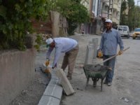 Hakkari'deki mahalle yolları asfalt için hazırlanıyor