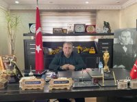 İş adamı Karahanlı'dan Ramazan Bayramı mesajı