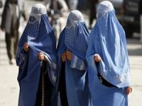 Afganistan'da kadın dövmek yasallaştı