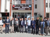 Başkan Özbek çöp kampanyasına destek verdi