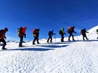 4 bin 58  rakımlı Süphan Dağı'na kış tırmanışı