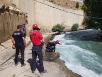 Hakkari JAK timi kayıp sağlıkçıyı arıyor