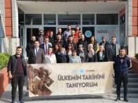 Hakkari'de 30 genç İstanbul'a uğurlandı
