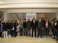 Vali Yardımcısı Kumbasar gençlerle birlikte film izledi