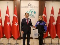 Müdür Pınar Vali Akbıyık'ı ziyaret etti