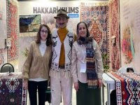 Ünlü oyuncu Keçeci Hakkari fuarında