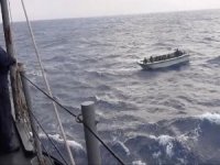 Göçmen teknesi battı: 61 kişi hayatını kaybetti