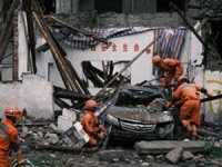 Çin'de 6,2 büyüklüğünde deprem! 111 ölü